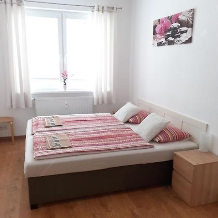 Apartman Bratislava City & Parking ภายนอก รูปภาพ