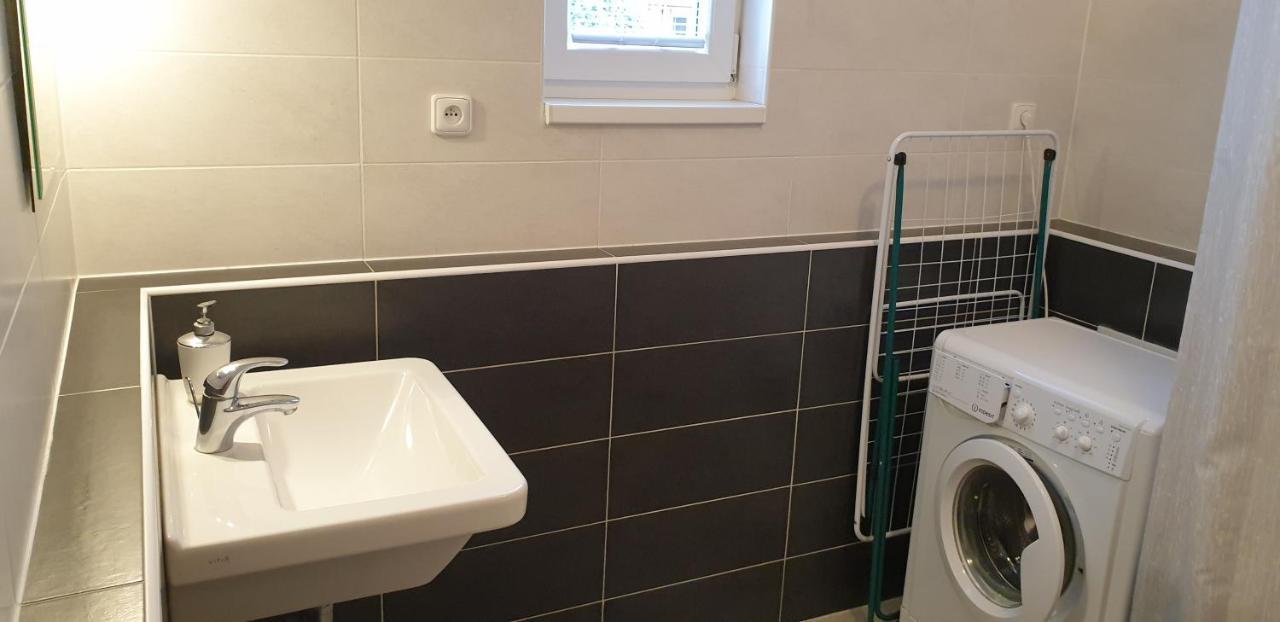 Apartman Bratislava City & Parking ภายนอก รูปภาพ