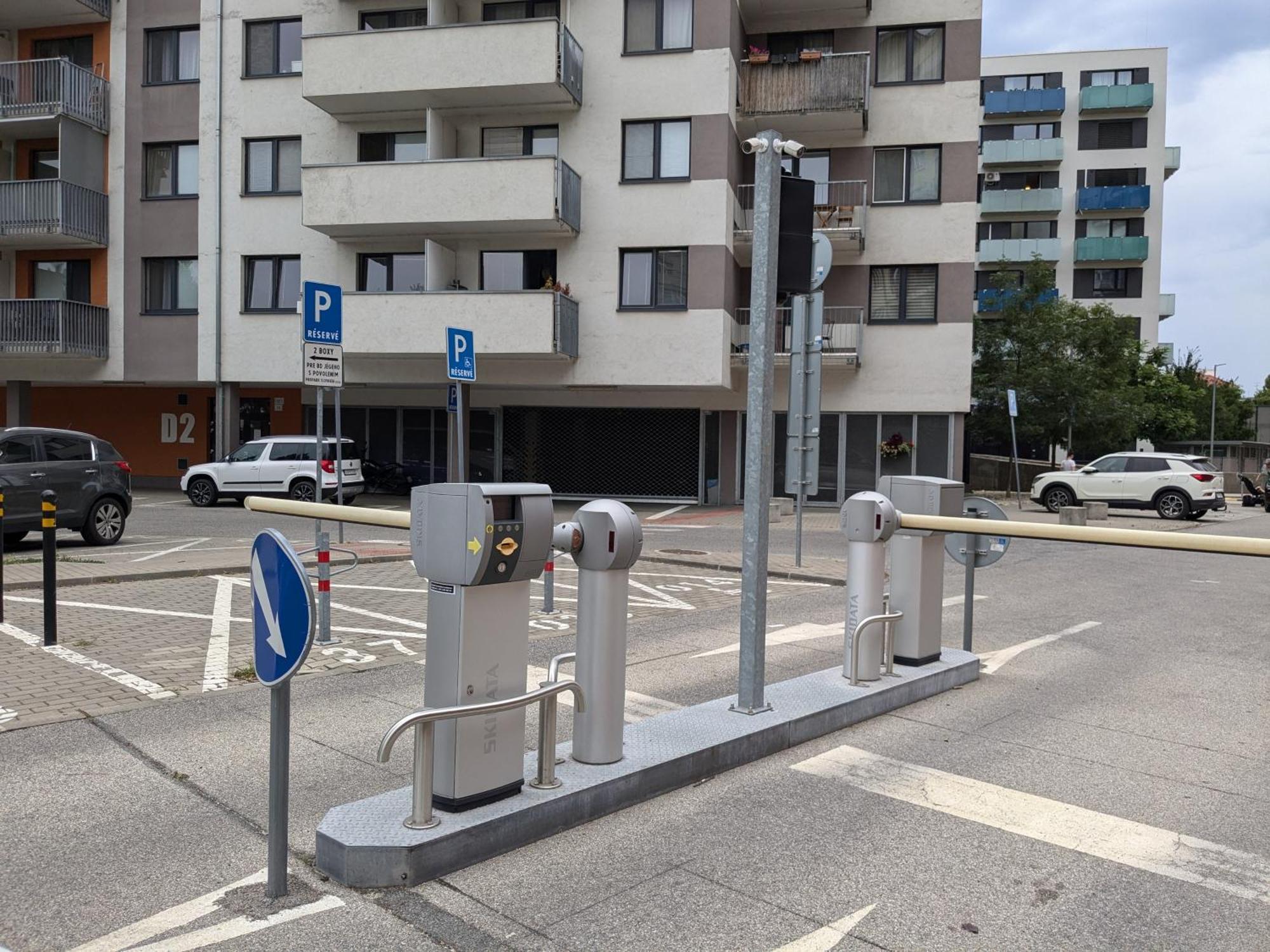 Apartman Bratislava City & Parking ภายนอก รูปภาพ
